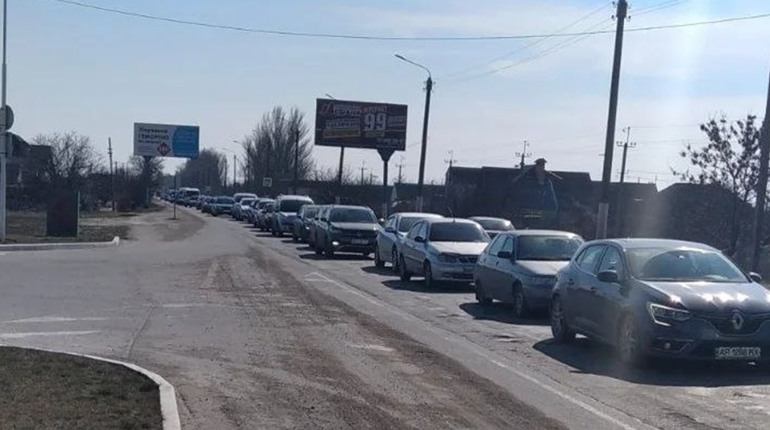 Потрапити в Мелітополь можливо лише після перевірки документів