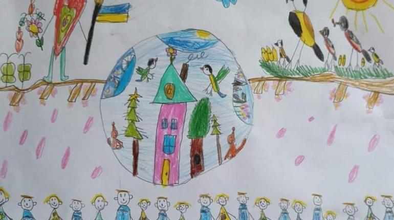Малюнки дітей зі Скадовська увійдуть до найбільшого у світі маніфест-колажу “Mom, i see war”