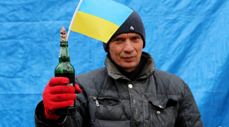 Місяць війни: довкола чого об'єднались нікопольці з початку повномасштабного вторгнення росії