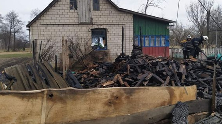 Пожежа в Поліянівці: ДСНС