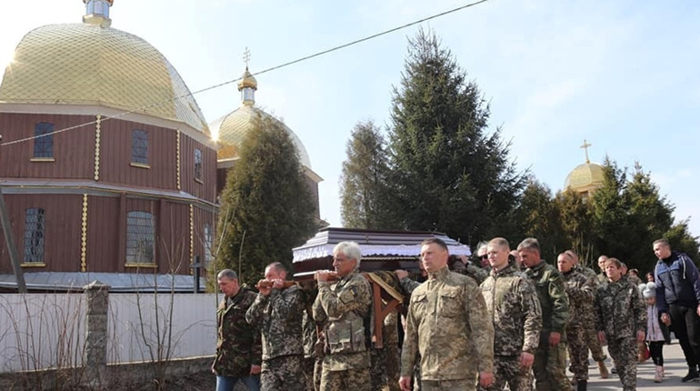 Калуська громада попрощалася з Героєм Василем Цюпером