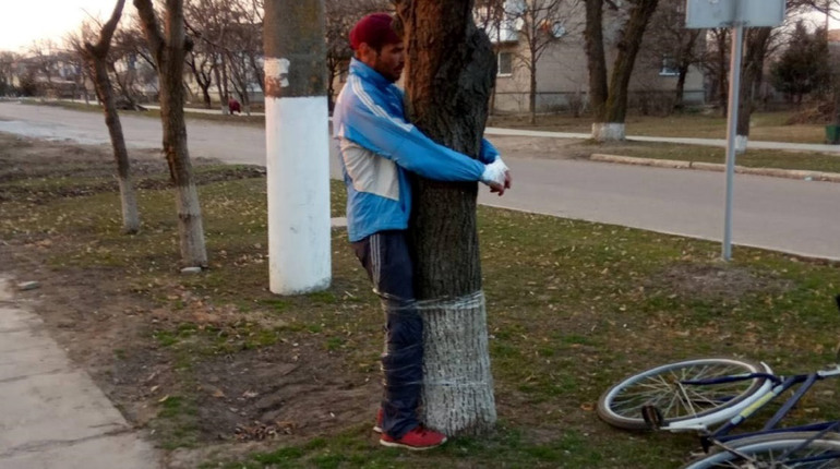 В Нижніх Сірогозах затримали мародера, який пограбував пенсіонерку (фото)