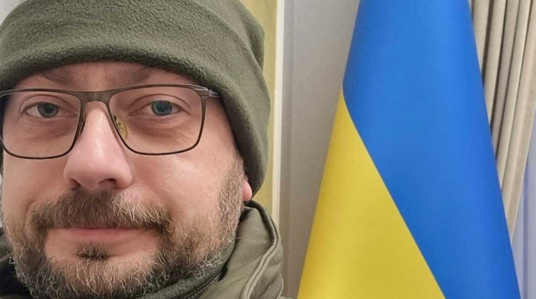 «Вивозять навіть чайники та коври»: Чаус розповів про мародерства російських військових
