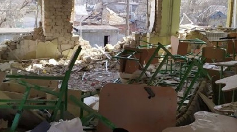В Волновахе планируют возобновить учебный процесс: как выглядит школа №5 сегодня