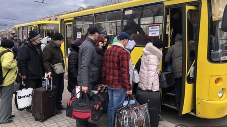 Евакуація на Луганщині 4 квітня: маршрути, коридори, транспорт