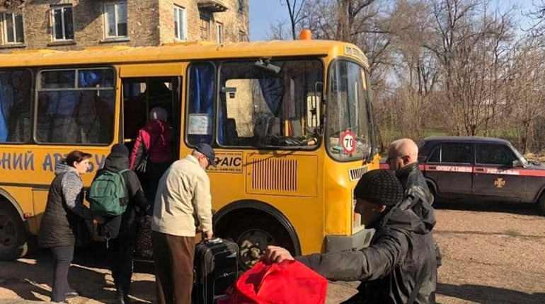 Понад півтори тисячі людей евакуювали із Курахового від початку повномасштабного вторгнення росії
