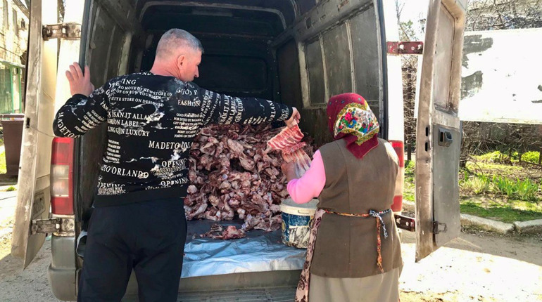 Підприємство Біляївської громади надає людям допомогу: 10 тонн продукції розвезли по селах громади
