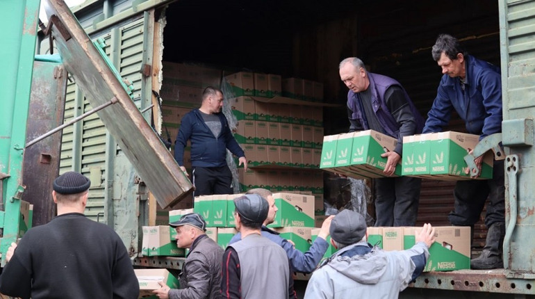 В Лозову доставили продуктові набори