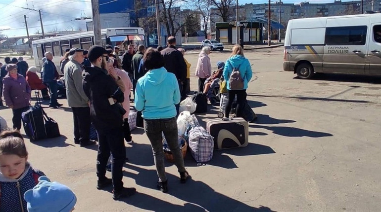З Луганщини евакуювали ще майже 600 людей: ситуація 10 квітня
