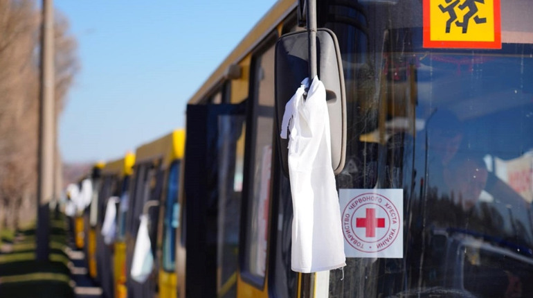 Більше 2 тис. людей евакуювалися із Запорізької області — стан справ в Пологівському районі