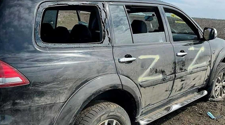 У Мелітополі розстріляли автомобіль російських військових