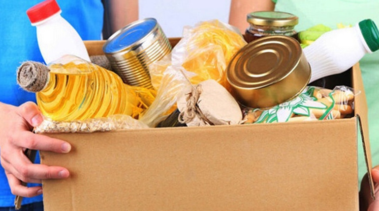 Завтра у Добропіллі видаватимуть продуктові набори: хто може їх отримати