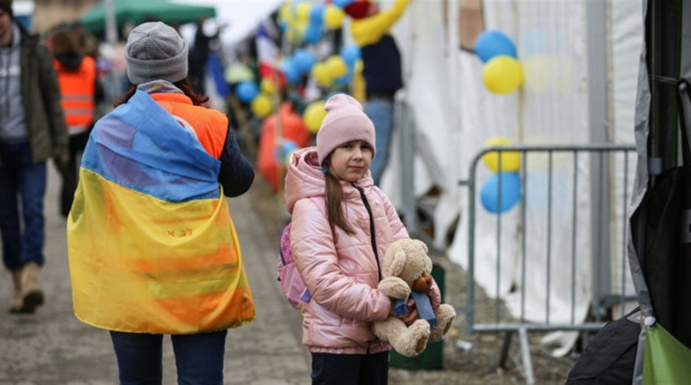 Довідник переселенця: житло, формлення документів та гуманітарна допомога у Лозовій