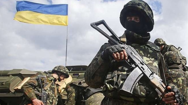 Зеленський планує продовжити воєнний стан в Україні