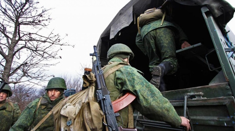Окупанти замислили мобілізацію українців на захоплених територіях