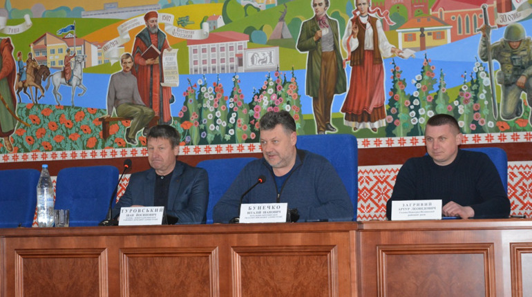 Тепер офіційно: у Новограді представили нового голову райдержадміністрації