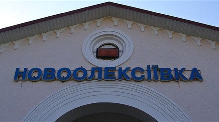 У Новоолексіївці окупанти затримали кримського татарина
