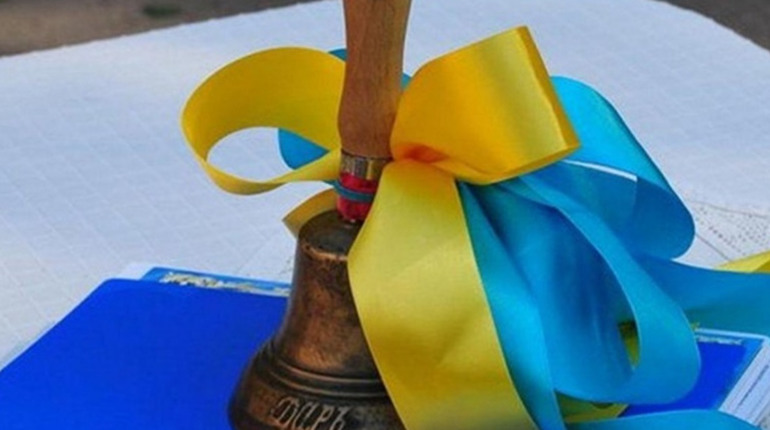 Учбовий рік для мелітопольських школярів завершиться 2 травня