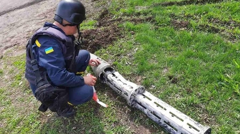 4 загиблих, 27 пошкоджених багатоповерхівок, 267 нерозірваних снарядів: життя Донеччини в цифрах
