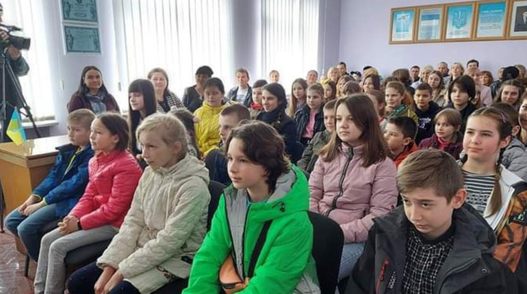 Малюнки конотопських дітей розмістять на біг-бордах міста