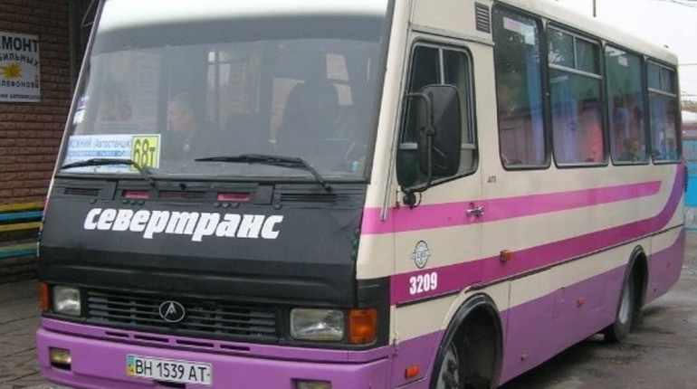 Стало відомо, як курсуватиме міський транспорт в Южному на травневі свята