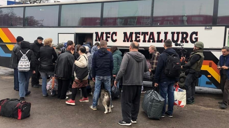 У Попасній ДРГ обстріляла евакуаційний транспорт: становище на Луганщині