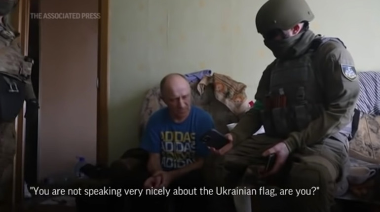 В Генічеську борються зі зрадниками. 10 місцевих жителів впіймали на співпраці з окупантами