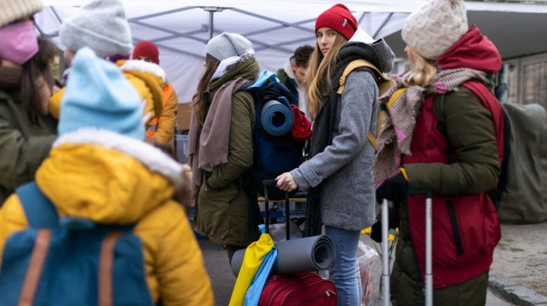З тимчасово окупованих росіянами територій до Запоріжжя евакуювалися майже 116 тисяч цивільних