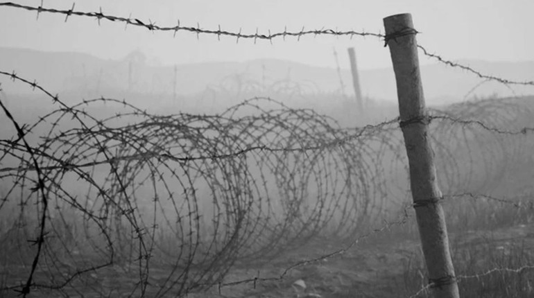 На окупованій Луганщині ввели контроль за переміщенням та дзвінками місцевих