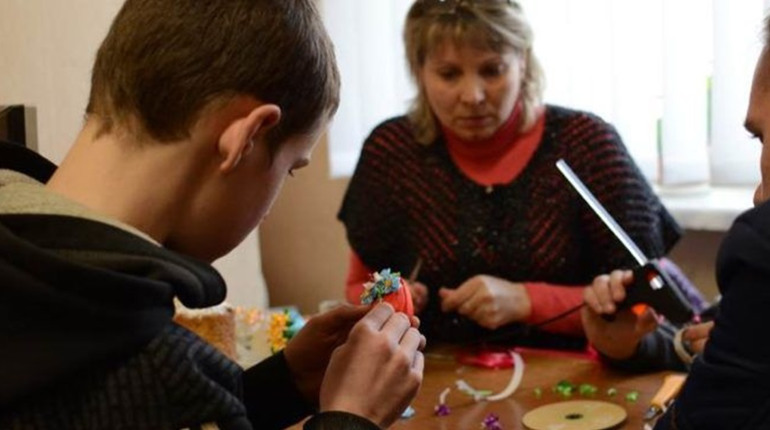 Як особам, які знаходяться на обліку в "Центрі Пробації" повідомити про себе: телефони