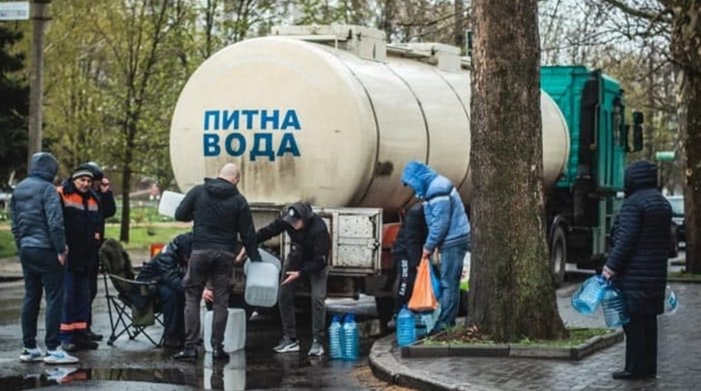 Миколаївець розказав, як під постійними обстрілами та без води люди живуть в обласному центрі