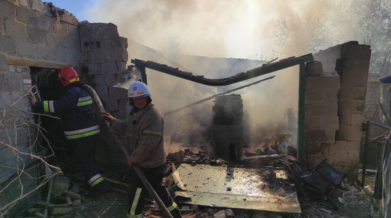 Обстріляли Торецьк, Нью-Йорк та Північне: окупанти завдали масованих ударів по Донеччині