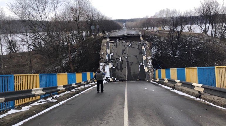 Мешканці Борової їздять у Сватове за хлібом та готівкою