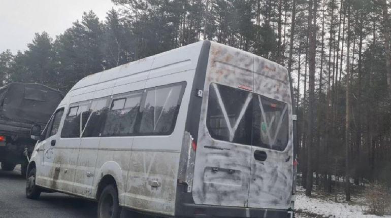 У полоні окупантів: росіяни вивозять кримських татар у Сімферополь