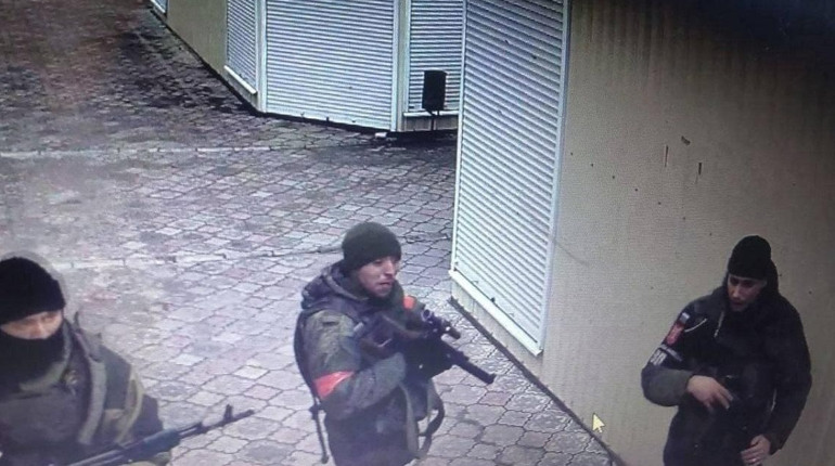 У Мелітополі росіяни захоплюють кинуті квартири та крадуть автівки