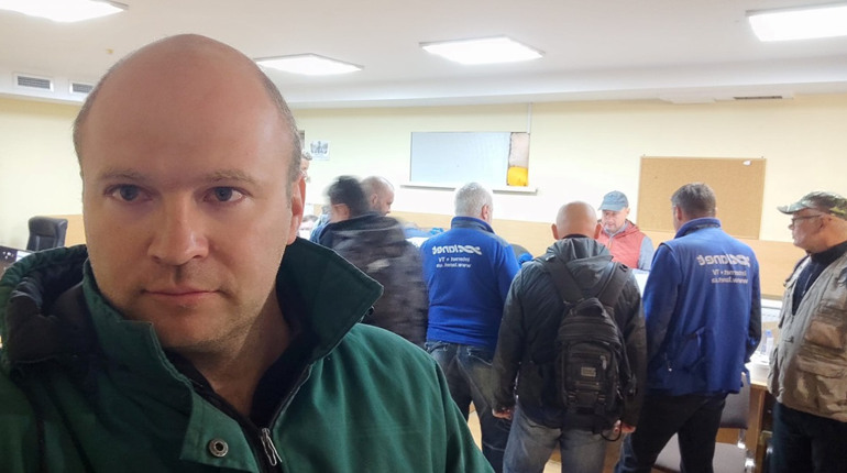 Олександр Бєдний з Волновахи налагоджує інтернет в Ірпені: про евакуацію компанії Domtelenet