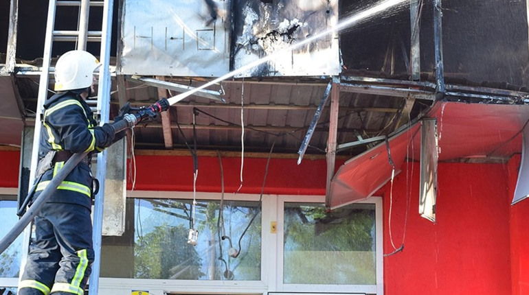 У Миколаєві прильоти зранку 16 травня: повідомляють про пораненого