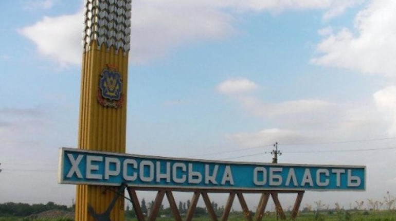 Гуманітарна криза на Херсонщині: прострочена їжа, дефіцит ліків, відсутність евакуації