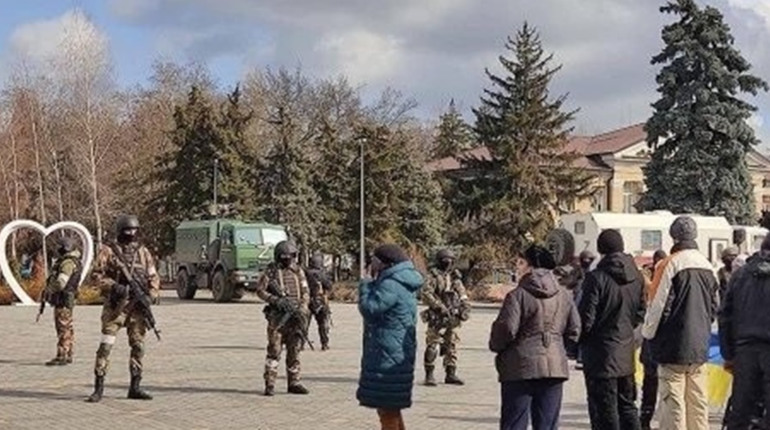 Росіяни кличуть скадовчан на презентацію нового "керівництва"