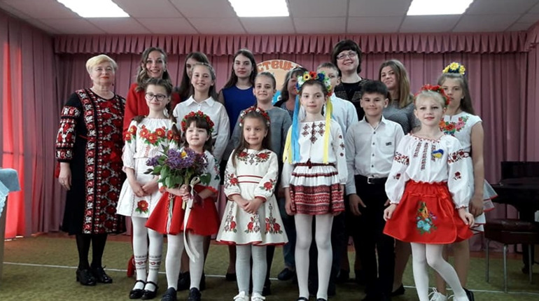 Вихованці Гадяцької мистецької школи влаштували благодійний концерт на підтримку Олега Гайдабури