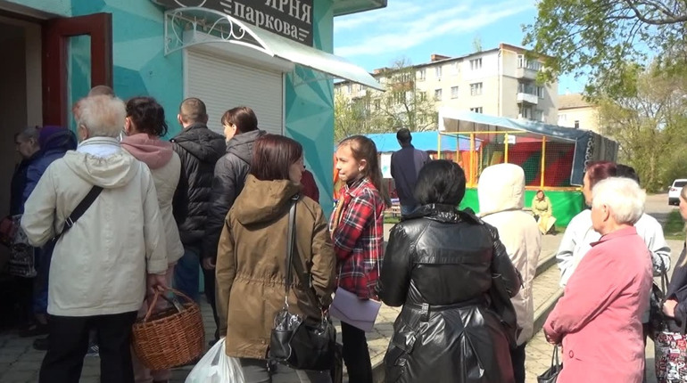Малозабезпеченим родинам та матерям-одиначкам роздаватимуть продуктові набори