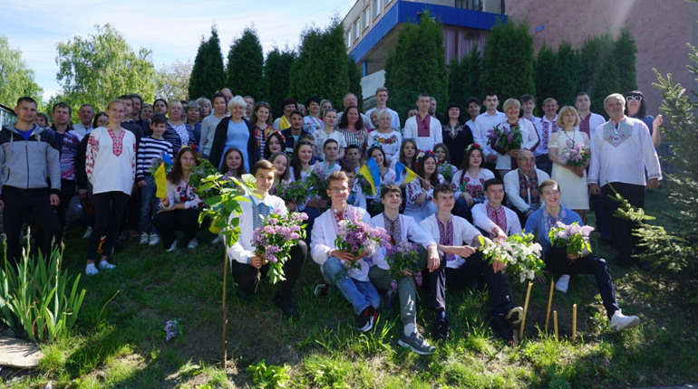 На Черкащині з`явилася "Алея Нескорених". Посадили дерево і на честь Добропілля