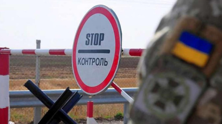 Кабмін змінив правила перетину кордону для військовозобов’язаних чоловіків: хто зможе виїхати