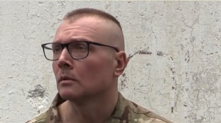 “Азовець” Владислав Дутчак з Жовтих Вод. Його позивний Доцент, він вчив солдат критичному мисленню