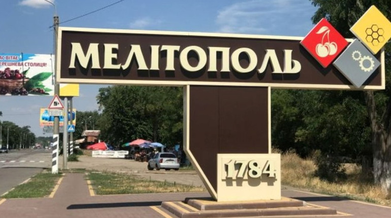 «Колгоспи» та «зайві» гектари: росіяни та колаборанти взялися ділити землю в Мелітопольському районі