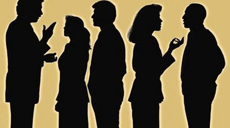 Три дні без зв'язку: херсонці почали передавати повідомлення з уст у вуста