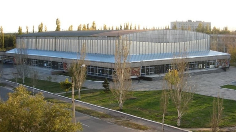 Ворог в Сєвєродонецьку влучив в цех виробництва аміаку на Азоті та зруйнував Льодовий палац