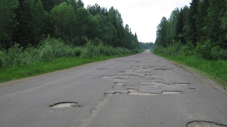 Дорогу Івот-Погребки ремонтувати не будуть через обмежене фінансування