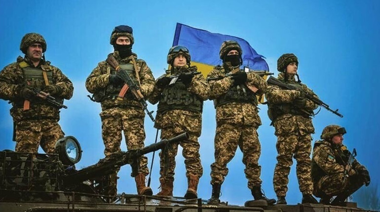 Контрнаступ ЗСУ: українські армійці знищили склад боєприпасів росіян
