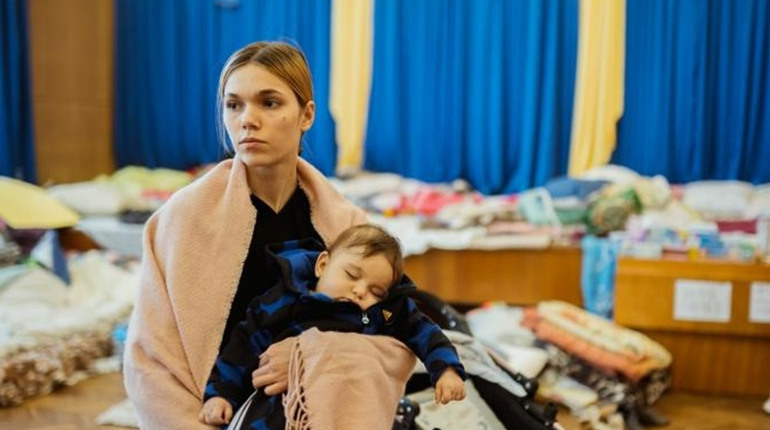 Переселенцям у Запоріжжі допомагають селищні ради та команда мера Мелітополя